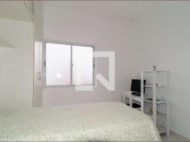 Kitnet venda em Região Imediata de São Paulo, Região Metropolitana de São Paulo
