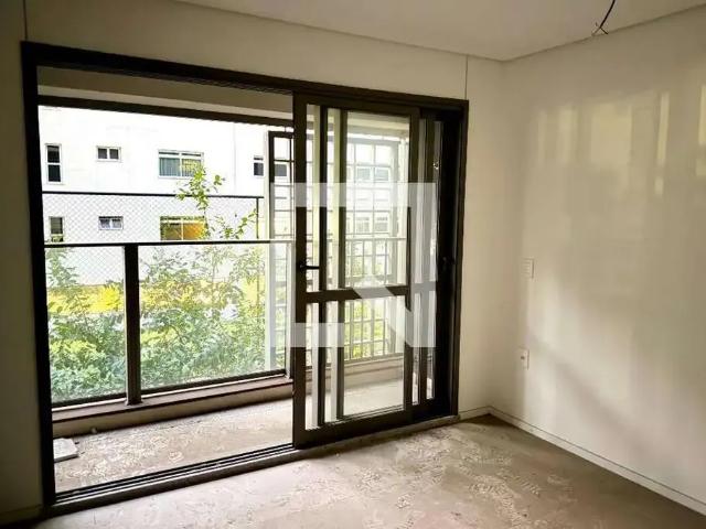 Kitnet venda em Região Imediata de São Paulo, Região Metropolitana de São Paulo
