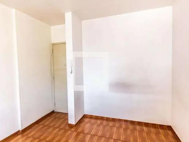 Kitnet venda em Região Imediata de São Paulo, Região Metropolitana de São Paulo