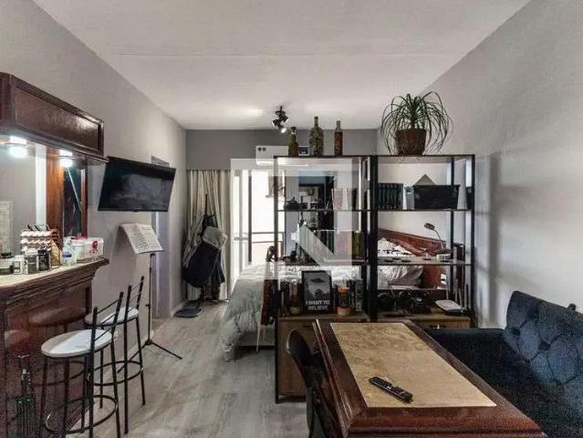 Kitnet venda em Região Imediata de São Paulo, Região Metropolitana de São Paulo