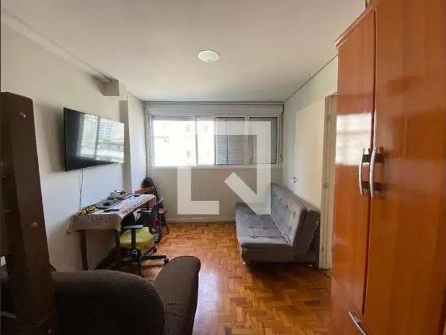 Kitnet venda em Região Imediata de Caraguatatuba-Ubatuba-São Sebastião, Região Metropolitana do Vale do Paraíba e Litoral Norte