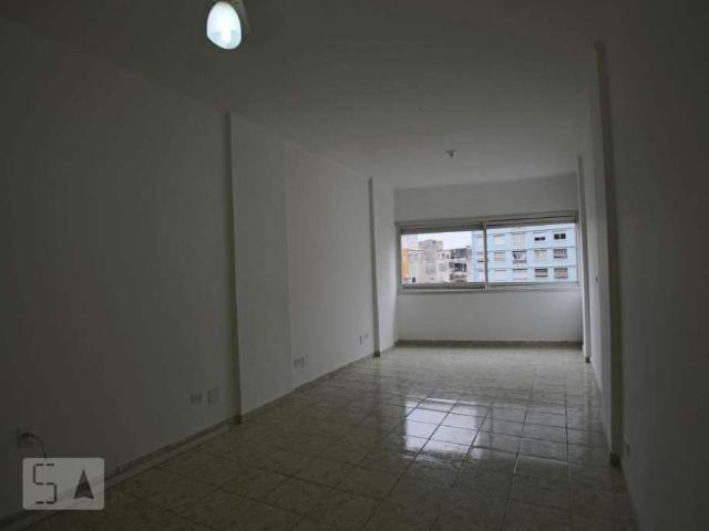 Kitnet venda em Região Imediata de São Paulo, Região Metropolitana de São Paulo