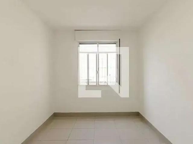 Kitnet venda em Região Imediata de São Paulo, Região Metropolitana de São Paulo