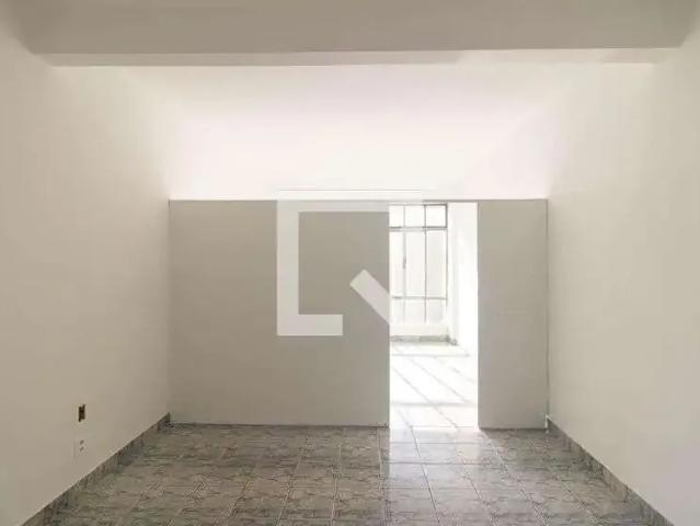 Kitnet venda em Região Imediata de São Paulo, Região Metropolitana de São Paulo