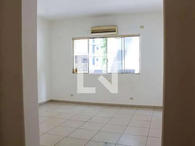Kitnet venda em Região Imediata de Caraguatatuba-Ubatuba-São Sebastião, Região Metropolitana do Vale do Paraíba e Litoral Norte