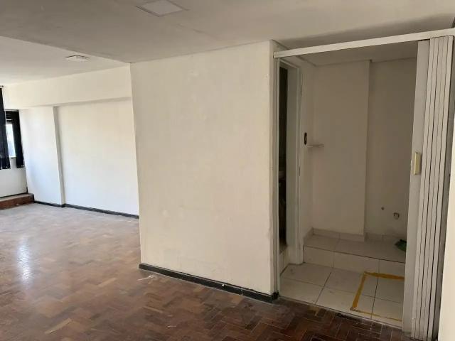 Kitnet venda em Região Imediata de São Paulo, Região Metropolitana de São Paulo