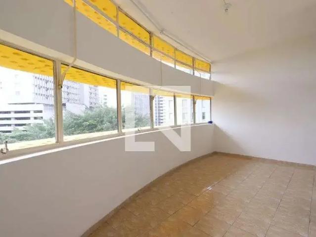 Kitnet venda em Região Imediata de Caraguatatuba-Ubatuba-São Sebastião, Região Metropolitana do Vale do Paraíba e Litoral Norte
