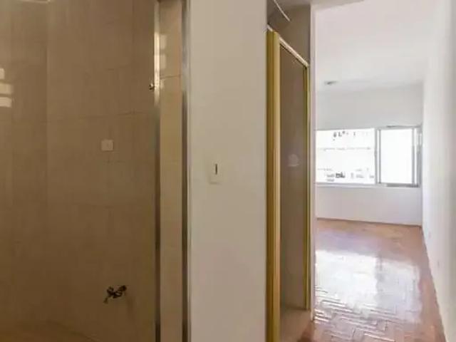 Kitnet venda em Região Imediata de São Paulo, Região Metropolitana de São Paulo