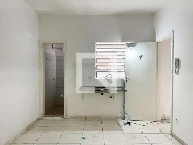 Kitnet venda em Região Imediata de São Paulo, Região Metropolitana de São Paulo