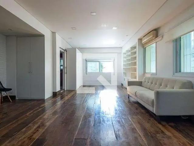 Kitnet venda em Região Imediata de São Paulo, Região Metropolitana de São Paulo