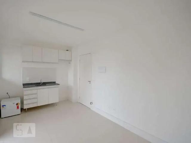 Kitnet venda em Região Imediata de São Paulo, Região Metropolitana de São Paulo