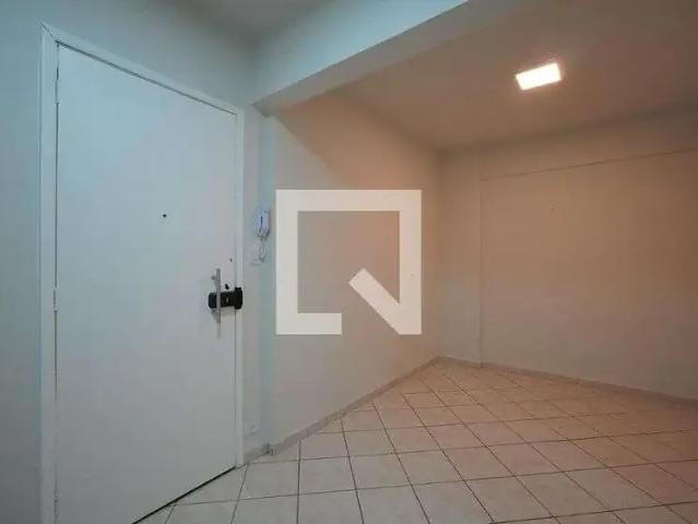 Kitnet venda em Região Imediata de São Paulo, Região Metropolitana de São Paulo
