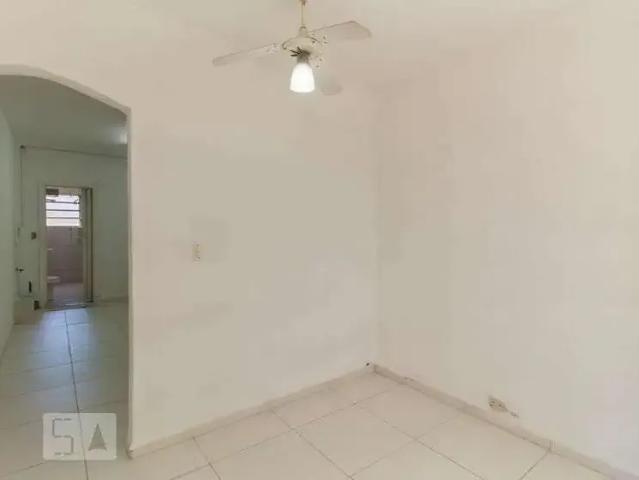 Kitnet venda em Região Imediata de São Paulo, Região Metropolitana de São Paulo