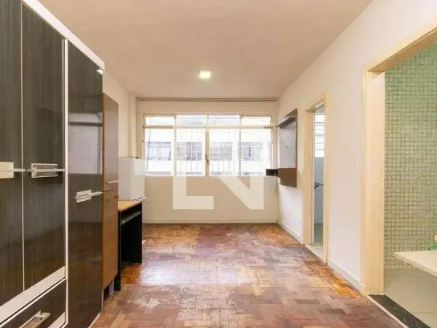 Kitnet venda em Região Imediata de São Paulo, Região Metropolitana de São Paulo