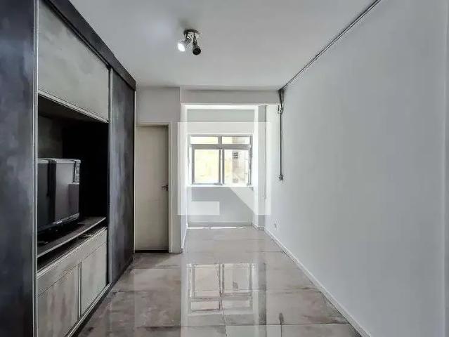 Kitnet venda em Região Imediata de São Paulo, Região Metropolitana de São Paulo