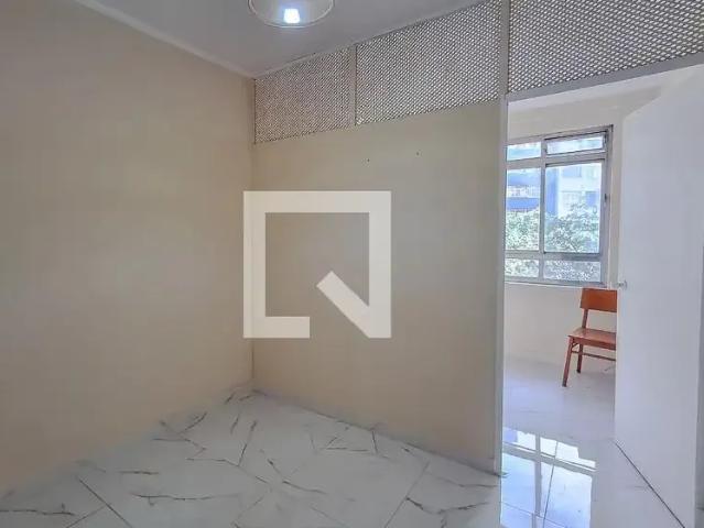 Kitnet venda em Região Imediata de São Paulo, Região Metropolitana de São Paulo