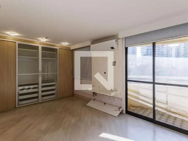 Kitnet venda em Região Imediata de São Paulo, Região Metropolitana de São Paulo