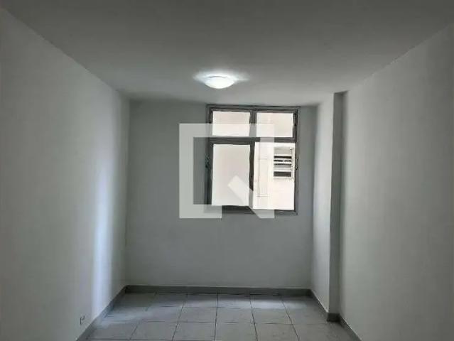 Kitnet venda em Região Imediata de São Paulo, Região Metropolitana de São Paulo