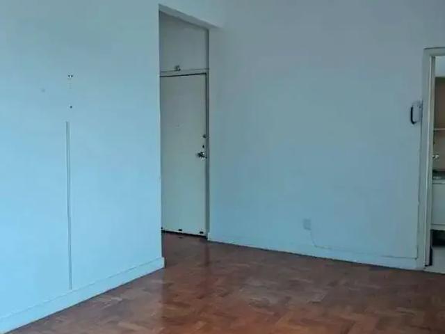 Kitnet venda em Região Imediata de São Paulo, Região Metropolitana de São Paulo