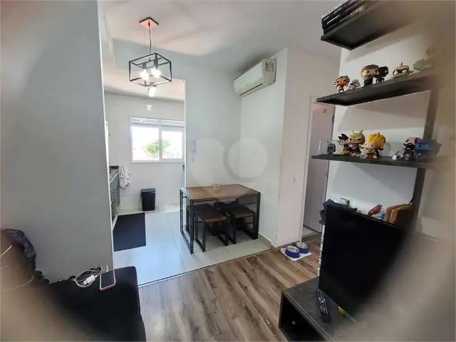 Kitnet venda em Região Imediata de São Paulo, Região Metropolitana de São Paulo