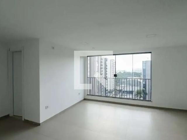 Kitnet venda em Região Imediata de São Paulo, Região Metropolitana de São Paulo
