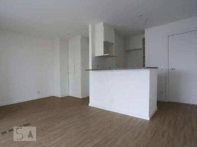 Kitnet venda em Região Imediata de São Paulo, Região Metropolitana de São Paulo