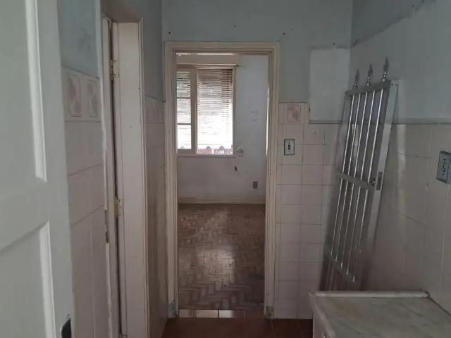 Kitnet venda em Região Imediata de Santos, Região Metropolitana da Baixada Santista