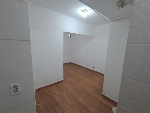 Kitnet venda em Região Imediata de Santos, Região Metropolitana da Baixada Santista