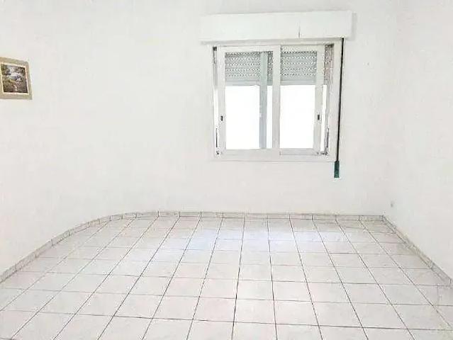 Kitnet venda em Região Imediata de Santos, Região Metropolitana da Baixada Santista