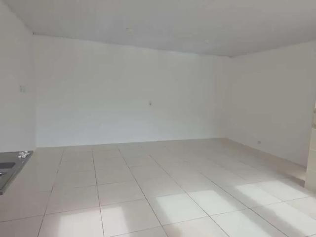 Kitnet venda em Região Imediata de Sorocaba, Região Metropolitana de Sorocaba