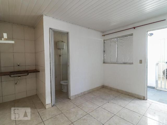 Kitnet aluguel em Região Geográfica Imediata do Rio de Janeiro, Região Metropolitana do Rio de Janeiro