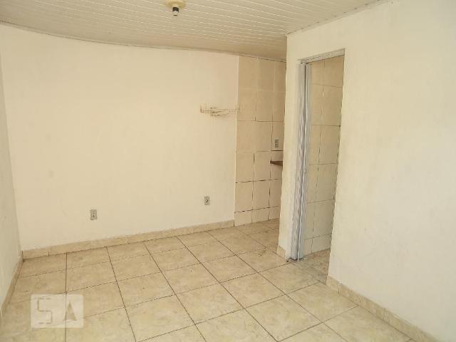 Kitnet aluguel em Região Geográfica Imediata do Rio de Janeiro, Região Metropolitana do Rio de Janeiro