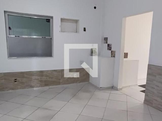 Kitnet aluguel em Região Geográfica Imediata do Rio de Janeiro, Região Metropolitana do Rio de Janeiro