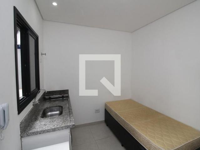Kitnet aluguel em Região Imediata de São Paulo, Região Metropolitana de São Paulo