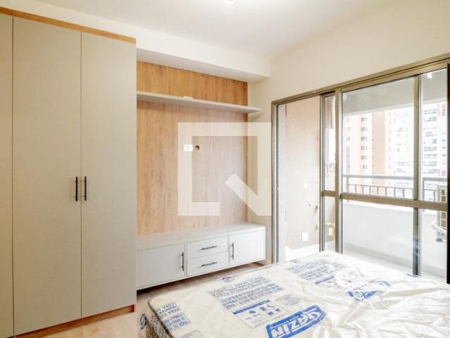 Kitnet aluguel em Região Imediata de São Paulo, Região Metropolitana de São Paulo