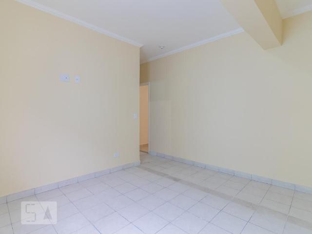 Kitnet aluguel em Região Imediata de São Paulo, Região Metropolitana de São Paulo