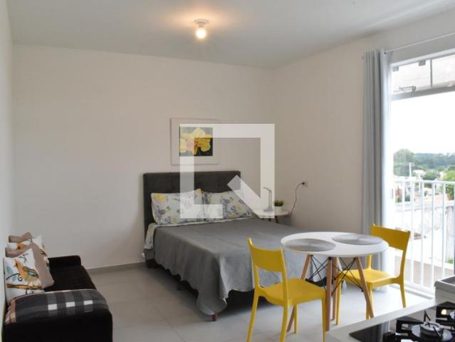 Apartamento aluguel em Tingui, Curitiba