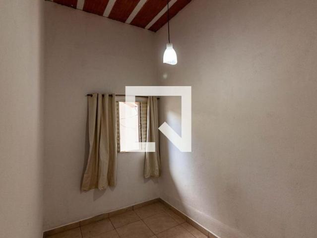 Kitnet aluguel em Região Geográfica Imediata de Belo Horizonte, Região Metropolitana de Belo Horizonte