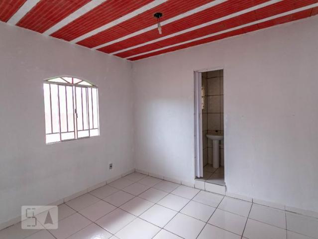 Kitnet aluguel em Região Geográfica Imediata de Belo Horizonte, Região Metropolitana de Belo Horizonte