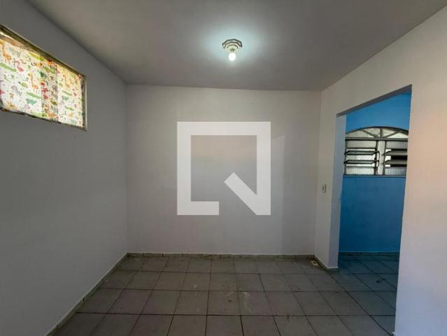 Kitnet aluguel em Região Geográfica Imediata do Distrito Federal, Região Integrada de Desenvolvimento do Distrito Federal e Entorno