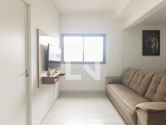 Kitnet aluguel em Região Imediata de São Paulo, Região Metropolitana de São Paulo