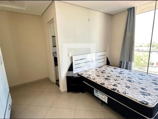Kitnet aluguel em Região Imediata de São Paulo, Região Metropolitana de São Paulo