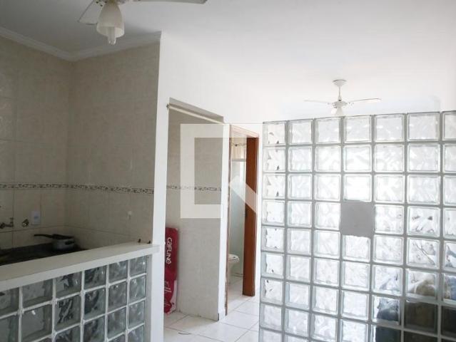 Kitnet aluguel em Vila Caiçara, Praia Grande