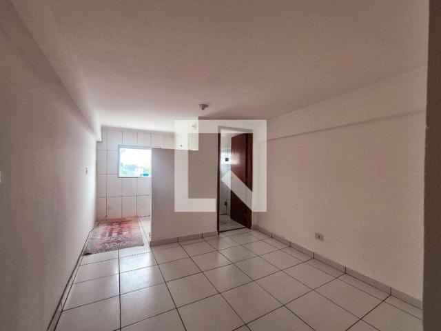 Kitnet aluguel em Região Imediata de São Paulo, Região Metropolitana de São Paulo