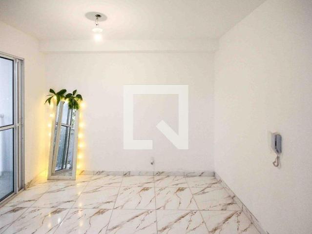 Kitnet aluguel em Região Imediata de São Paulo, Região Metropolitana de São Paulo