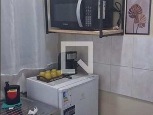Kitnet aluguel em Região Imediata de São Paulo, Região Metropolitana de São Paulo