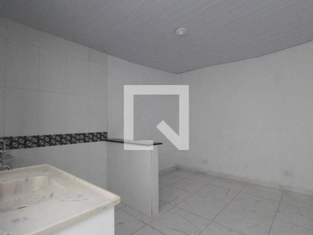 Kitnet aluguel em Região Imediata de São Paulo, Região Metropolitana de São Paulo