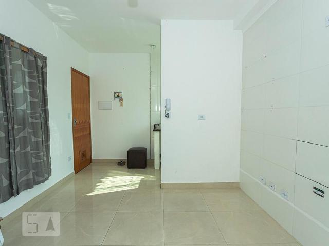 Kitnet aluguel em Região Imediata de São Paulo, Região Metropolitana de São Paulo