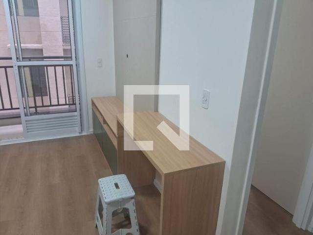 Kitnet aluguel em Região Imediata de São Paulo, Região Metropolitana de São Paulo