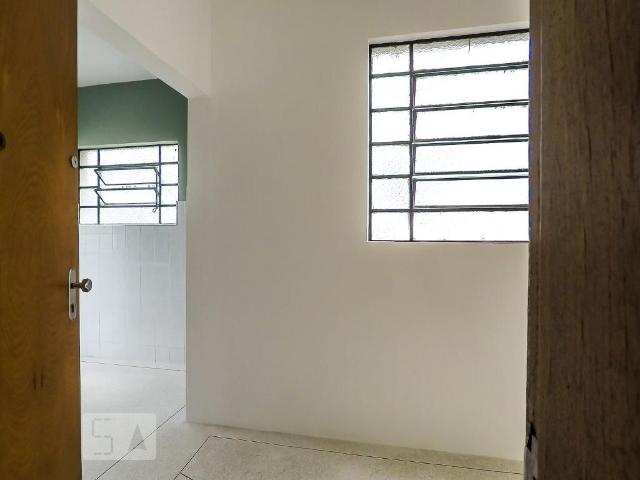 Kitnet aluguel em Região Imediata de São Paulo, Região Metropolitana de São Paulo